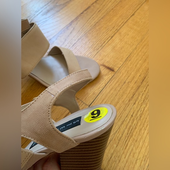 STEVEN by Steve Madden Carisa Sandal with Stacked Heel - Picture 11 of 12